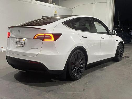 2021 Tesla Model Y Performance