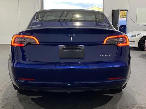 2020 Tesla Model 3 Long Range