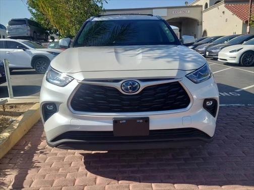 2023 Toyota Highlander Hybrid Base