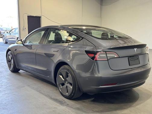 2023 Tesla Model 3 Standard Range