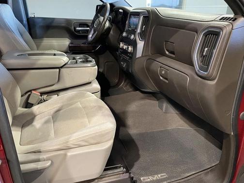 2020 GMC Sierra 1500 SLE