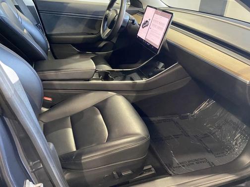 2018 Tesla Model 3 Mid Range