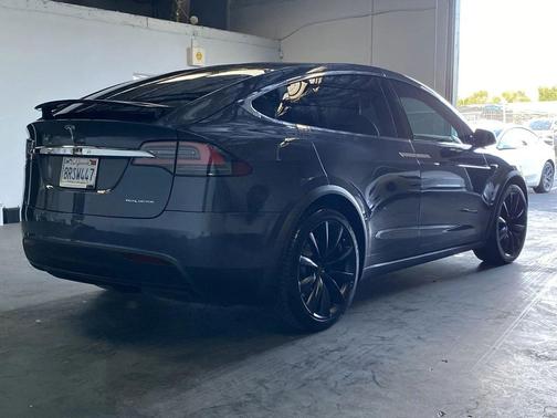 2020 Tesla Model X Long Range Plus Dual Motor All-Wheel Drive