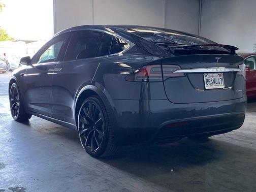 2020 Tesla Model X Long Range Plus Dual Motor All-Wheel Drive