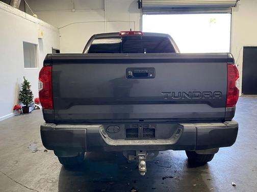 2020 Toyota Tundra SR5