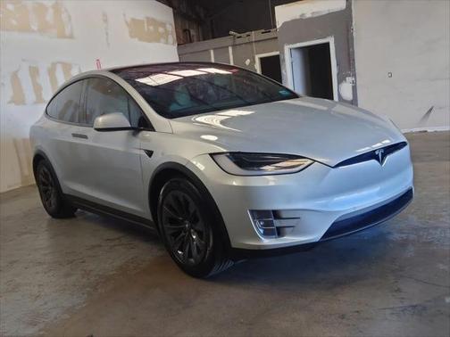 2018 Tesla Model X 75D