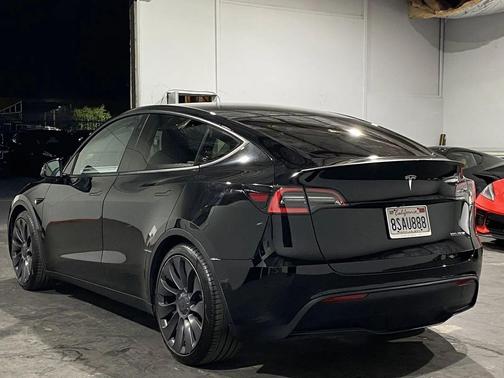 2020 Tesla Model Y 