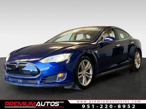 2015 Tesla Model S 70D