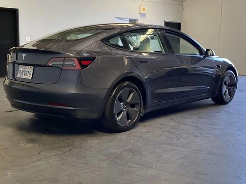 2023 Tesla Model 3 Standard Range