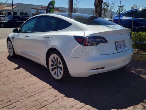 2022 Tesla Model 3 Standard Range