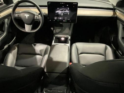 2022 Tesla Model 3 Standard Range