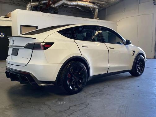 2020 Tesla Model Y Long Range