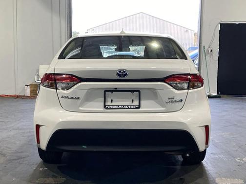 2024 Toyota Corolla Hybrid LE