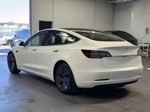 2023 Tesla Model 3 Standard Range
