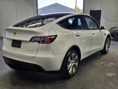 Pearl White Multi-Coat 2020 Tesla Model Y Long Range Dual Motor All-Wheel Drive