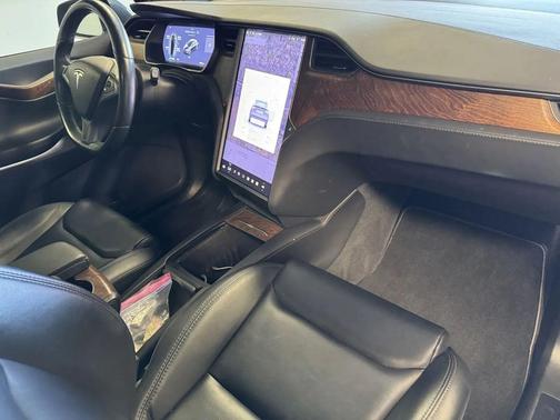 2021 Tesla Model X Long Range Plus Dual Motor All-Wheel Drive