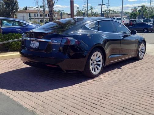 2018 Tesla Model S 75D