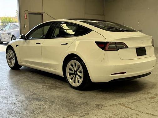 2022 Tesla Model 3 Standard Range