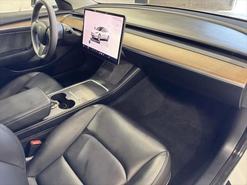 2022 Tesla Model 3 Standard Range
