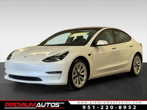 2022 Tesla Model 3 Standard Range