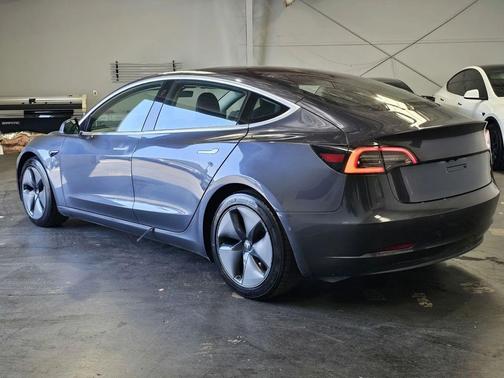 2018 Tesla Model 3 Standard