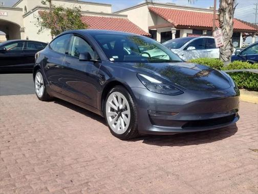 2022 Tesla Model 3 Standard Range