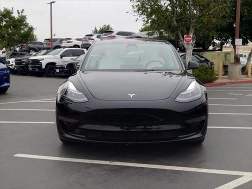 2022 Tesla Model 3 Standard Range