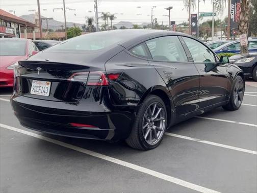 2022 Tesla Model 3 Standard Range