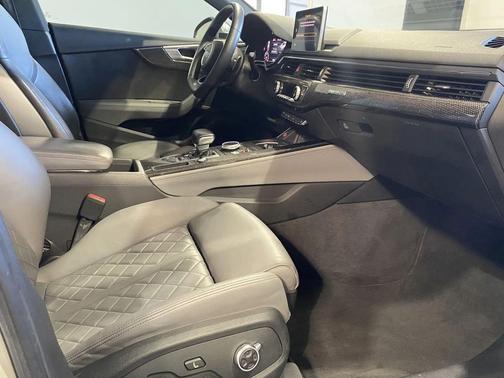 2018 Audi S5 3.0T Prestige