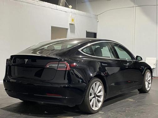 2019 Tesla Model 3 Standard Range Plus