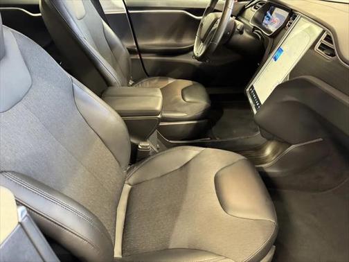 2015 Tesla Model S