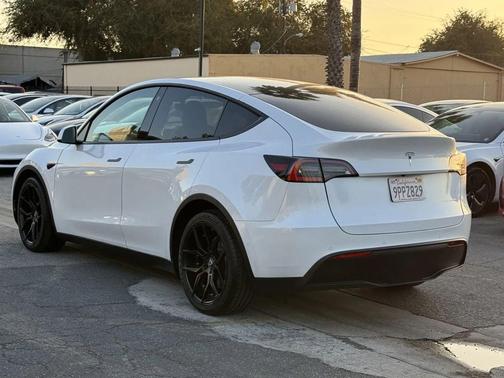 2020 Tesla Model Y Long Range Dual Motor All-Wheel Drive