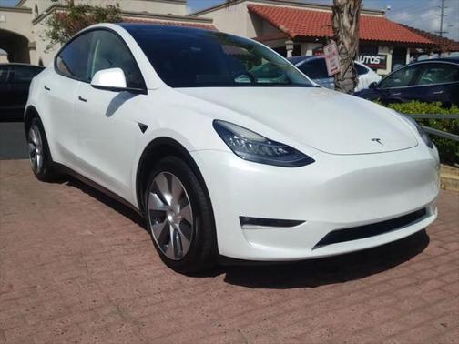 2022 Tesla Model Y Long Range