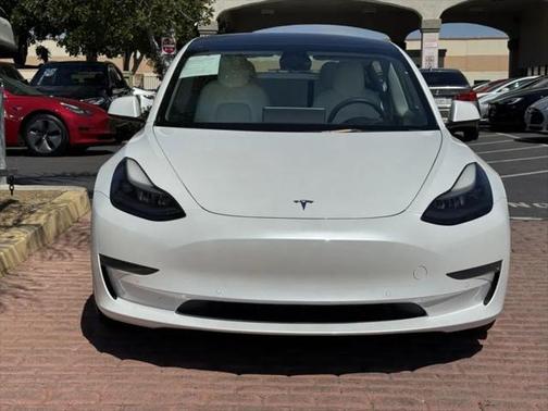 2022 Tesla Model 3 Standard Range