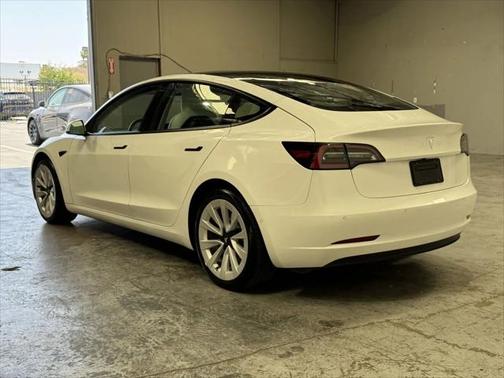 2022 Tesla Model 3 Standard Range