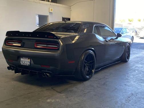 2015 Dodge Challenger R/T Scat Pack