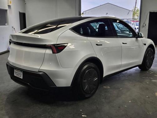 White 2026 Tesla Model Y Long Range
