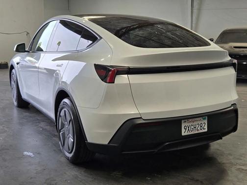 White 2026 Tesla Model Y Long Range