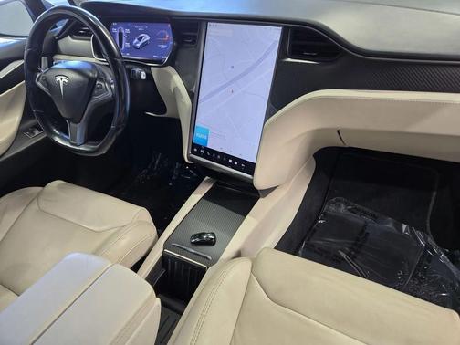 gray 2018 Tesla Model X