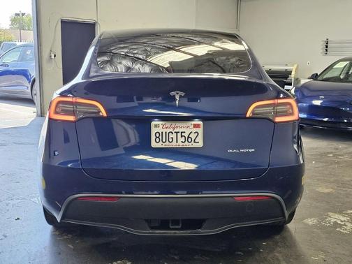 blue 2021 Tesla Model Y Long Range Dual Motor All-Wheel Drive