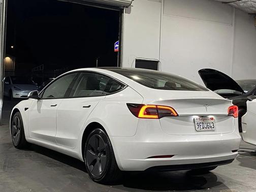 2023 Tesla Model 3 Standard Range