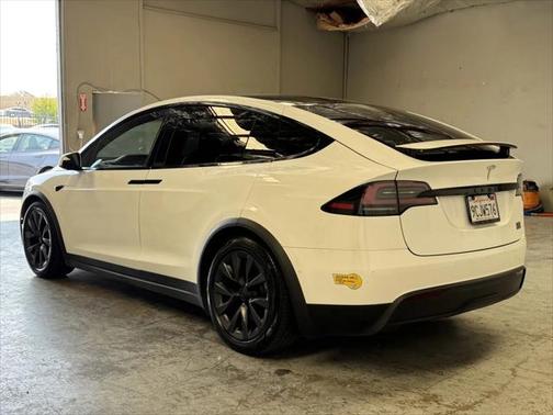 2022 Tesla Model X Plaid