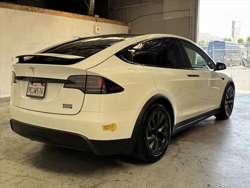 2022 Tesla Model X Plaid