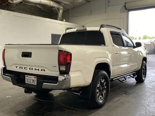 2018 Toyota Tacoma SR5