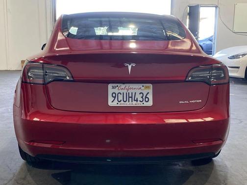 2022 Tesla Model 3 Long Range