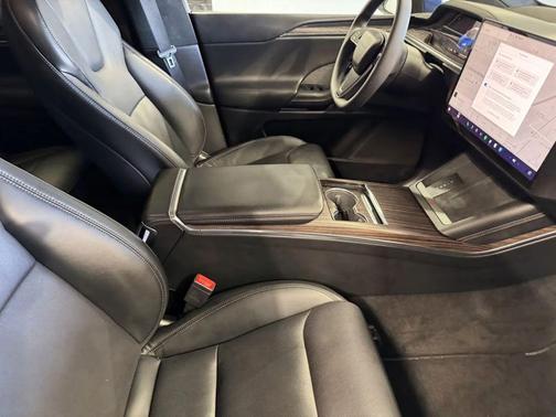 2023 Tesla Model X