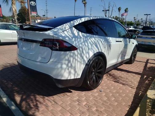 2022 Tesla Model X Plaid