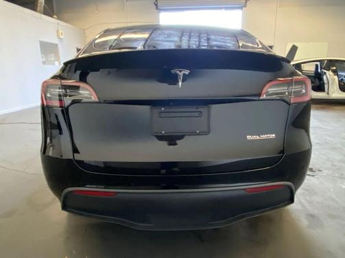 2021 Tesla Model Y Performance