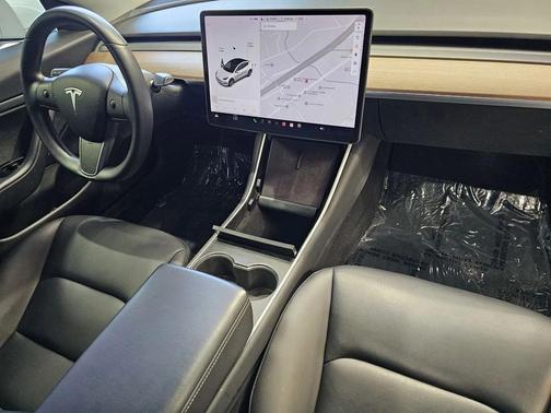 Pearl White Multi-Coat 2020 Tesla Model 3 Long Range