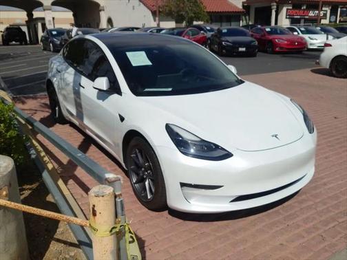 2022 Tesla Model 3 Standard Range